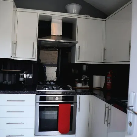 Heaven Chic Apartment Manchester