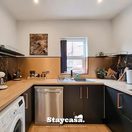 Rustic Ebony With Free Parking Holiday home