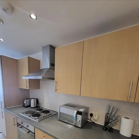 Enjoyable 2 Bedroom * Манчестер