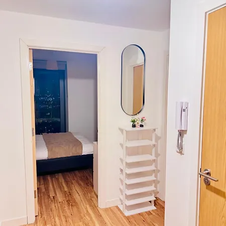 Luxury Media Salford Apartment Manchester