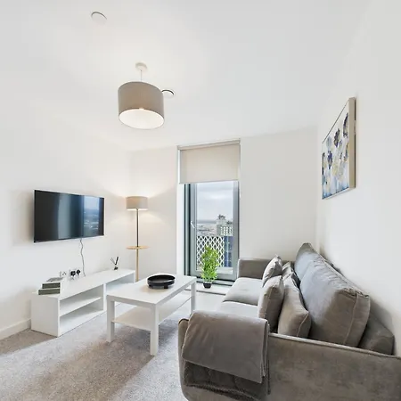 Premium 1br At Media Apartment