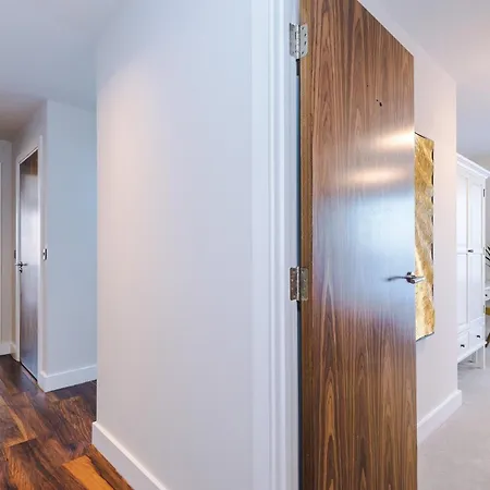 The Irwell Penthouse Skyline Манчестер