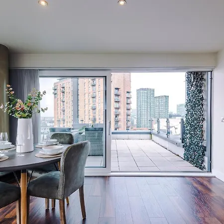Апартаменты The Irwell Penthouse Skyline *