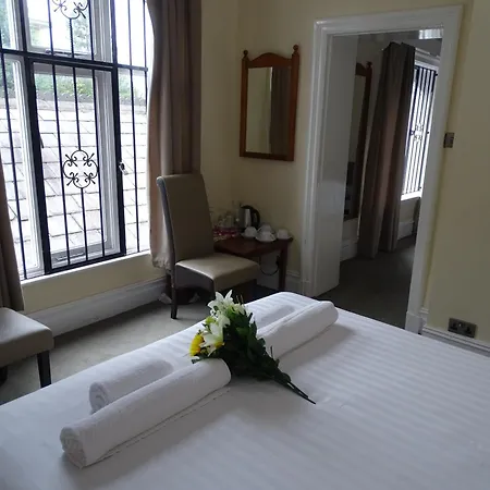 Milverton Hotel Manchester