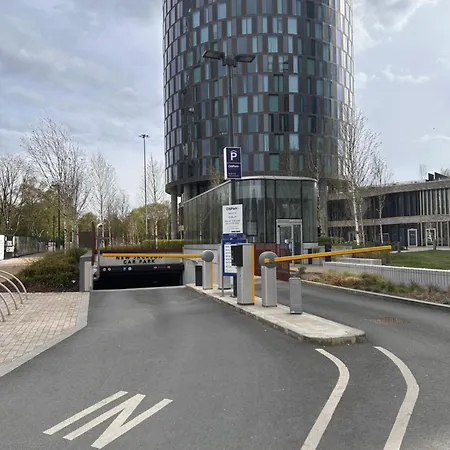 Ahg Luxury Tower Suite - Stunning City Views At Central Manchester *