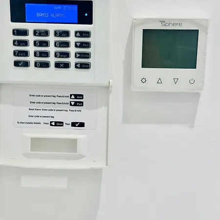 Apartment Luxury 5br With Access