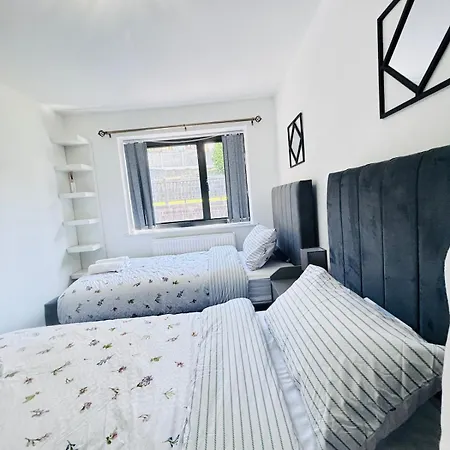 Luxury 5br With Access