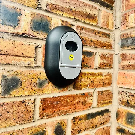 Luxury 5br With Access *