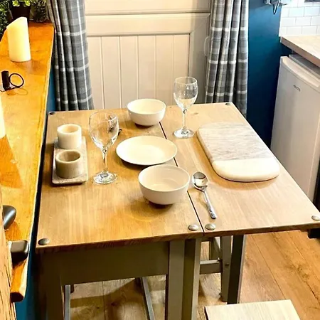 Quaint And Cosy -