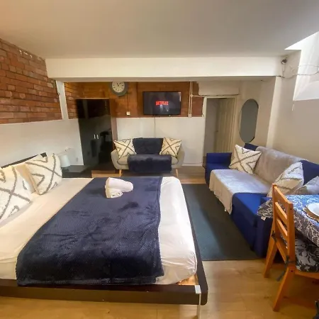 Centre Beautiful & Cosy Apartment *