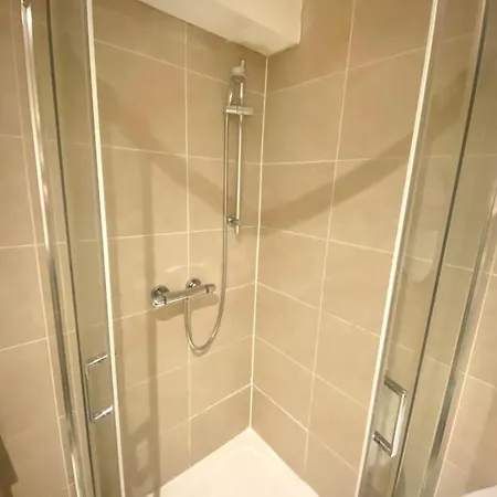 Centre Beautiful & Cosy