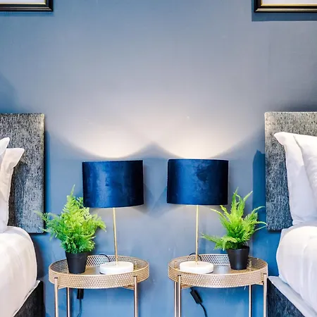 Ferienhaus Rest&recharge At A Luxury Retreat In - Sleeps 11, 5 Bedrooms, 3 Bathrooms, Free Parking Manchester