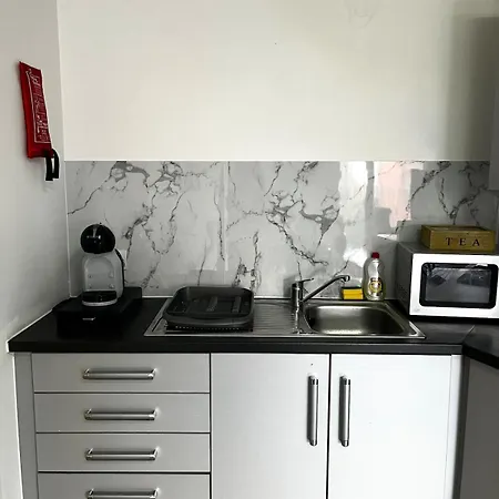 Апартаменты Serene 2-bed Flat Манчестер