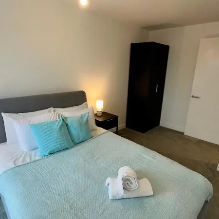 Apartment Lux Livin' - Luxury 2 Bed Penthouse Large Balcony Manchester