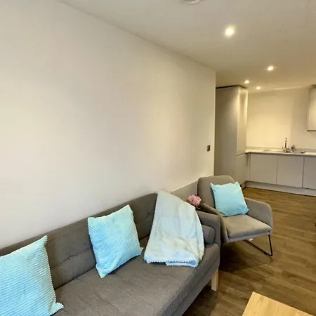 Lux Livin' - Luxury 2 Bed Penthouse Large Balcony * Manchester