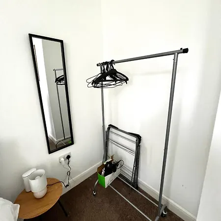 Apartment The Failsworth Collection - Stylish With Free Parking *