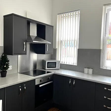 The Failsworth Collection - Stylish With Free Parking Manchester