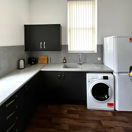 The Failsworth Collection - Stylish With Free Parking Manchester