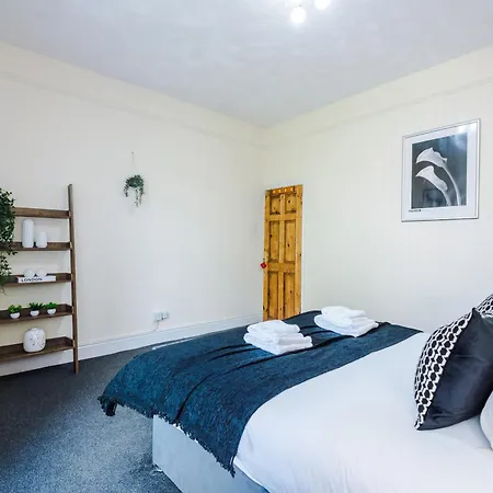 Cosy 3bd Near Etihad And Coop Live - Free Parking! * מנצ'סטר