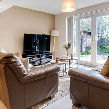 Hébergement de vacances Spacious 4-bed Free Parking Short Or Long Manchester