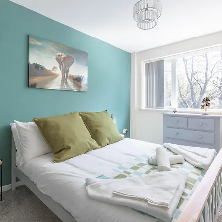 Hébergement de vacances Spacious 4-bed Free Parking Short Or Long *