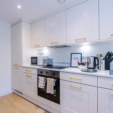 Cohost Partners Chic 1 Bed Retreat Sale Manchester