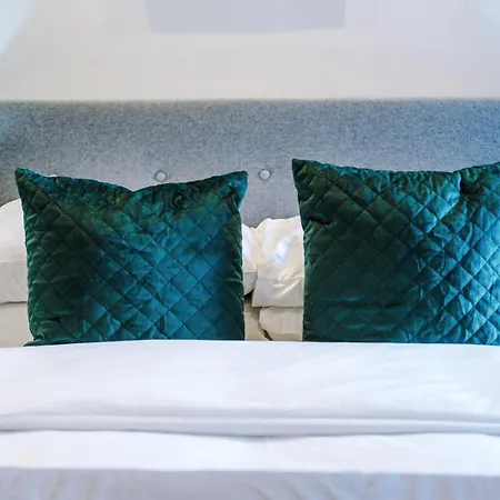 Cohost Partners Chic 1 Bed Retreat Sale