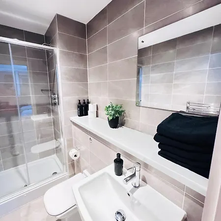 Luxury Media Salford Apartament *
