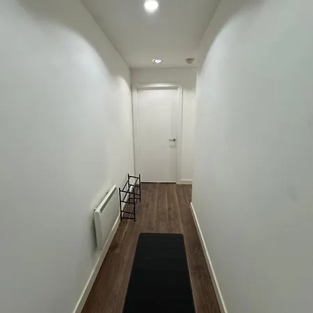 Appartement Numberone - Pink - Mediacityuk Manchester