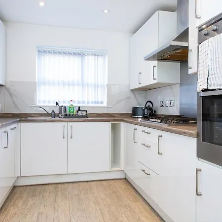 Apartment Bright & Luxurious With Garden *