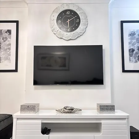 Apartment Luxury 5br With Access