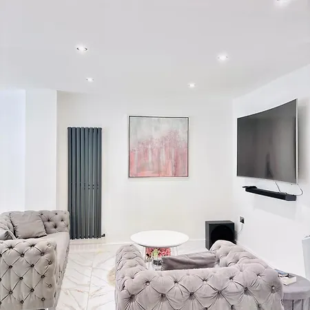 Apartment Luxury 5br With Access