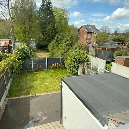 Contractor Stays, Fast Wifi, Free Parking, Work Apartament Manchester