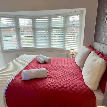 Contractor Stays, Fast Wifi, Free Parking, Work * Manchester