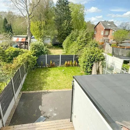 Contractor Stays, Fast Wifi, Free Parking, Work * Manchester