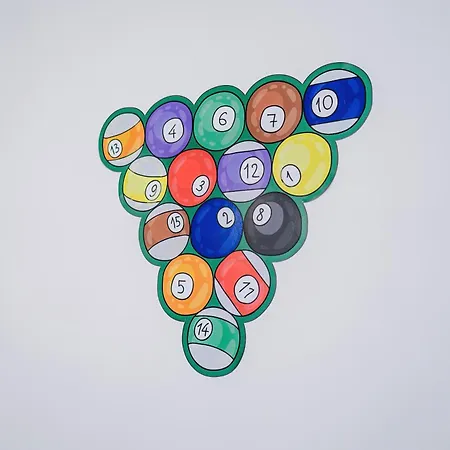 Апартаменты Incredible 4bedroom In Salford, Game Room, Free Parking, Smart Tv Манчестер