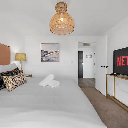 1 Bed Old Trafford Flat Rooftop Views Apartmán *