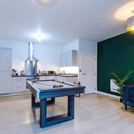 New, Luxe 2br, Manchester, Pool Table, Parking, Balcony, Ps4 Манчестер