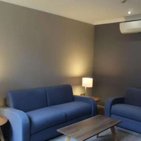 The Townhouse 4*