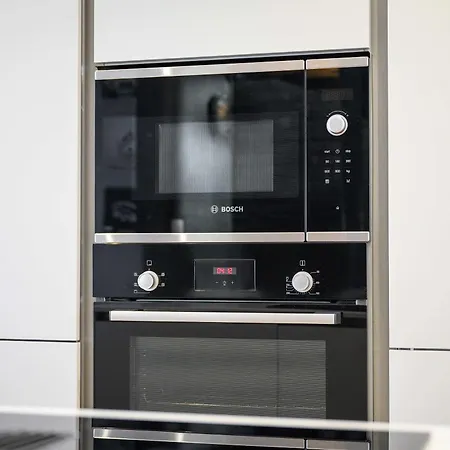 Free Parking - Roof Terrace - Luxury Townhouse