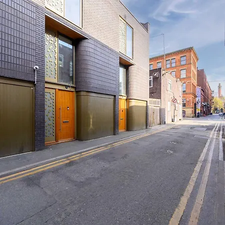 4 Bed Canal St Townhouse Free Parking Feriehus *