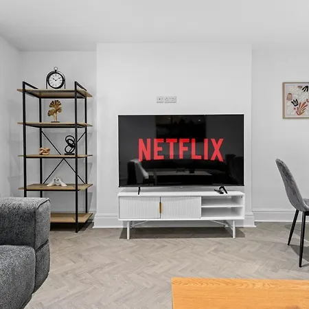 Luxury Heart Of Didsbury Apartment