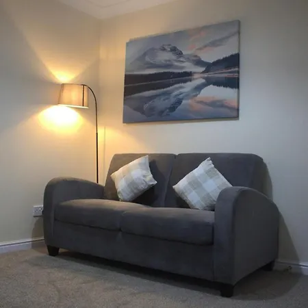 Manchester Stay Hub - 2Br With Free Parking, Near Airport & Attractions Manchester