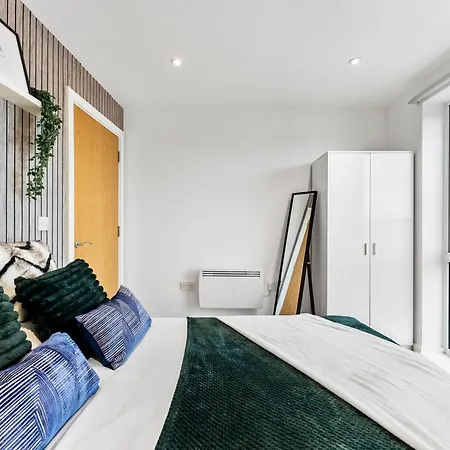 Lejlighed Stylish Penthouse - Parking- Gym *