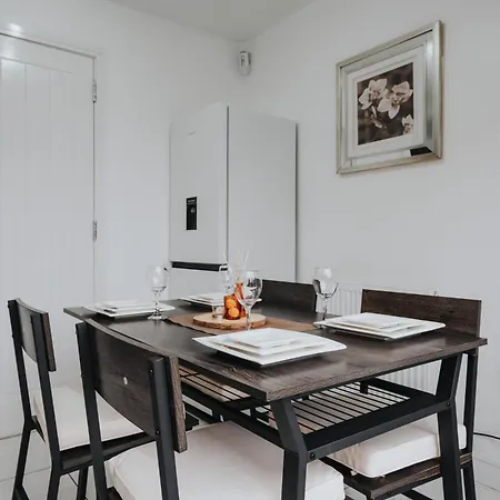 Corhivestay Droysden Hostel *