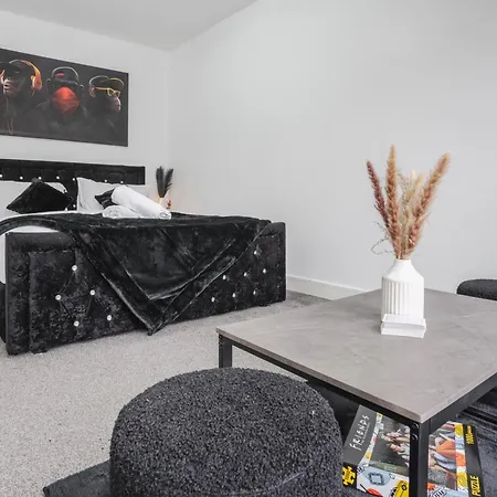 Corhivestay Droysden *