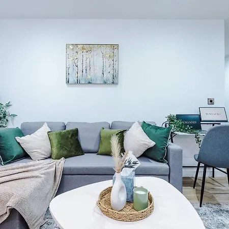 New Stylish Mcr Picadilly 2 Mins Away ! Apartment Manchester