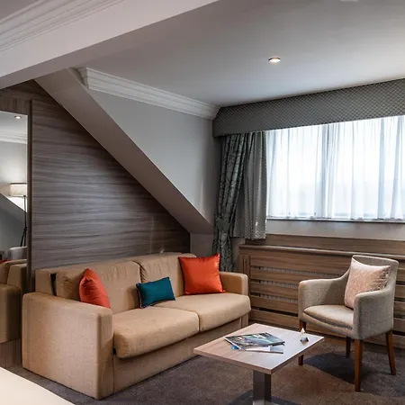 - - Oldham By Ihg فندق