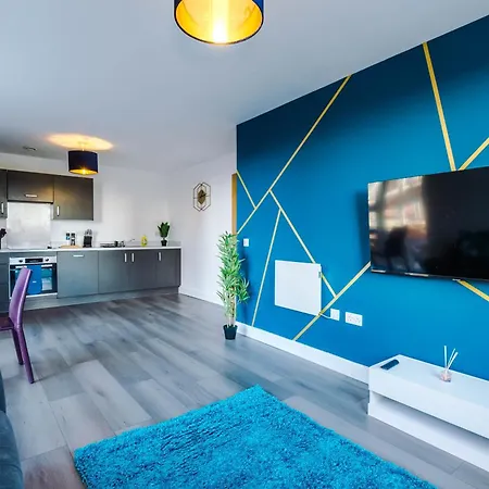 Apartment Lux Livin' - Luxury 5 Bed Centre *