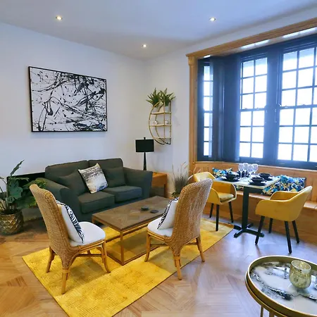 Apartment Pass The Keys Beautifully Restored 3 Bed Flat In Centre *